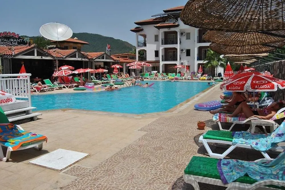 Club Ekinci Palace Icmeler