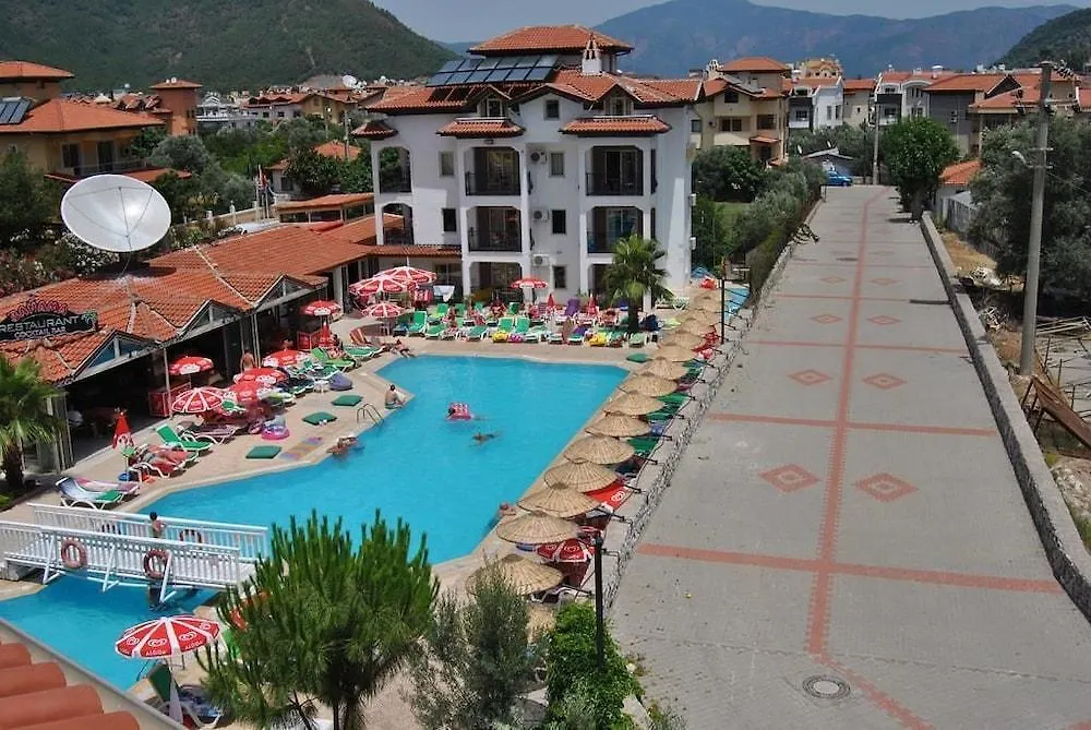 Club Ekinci Palace Icmeler Apartment