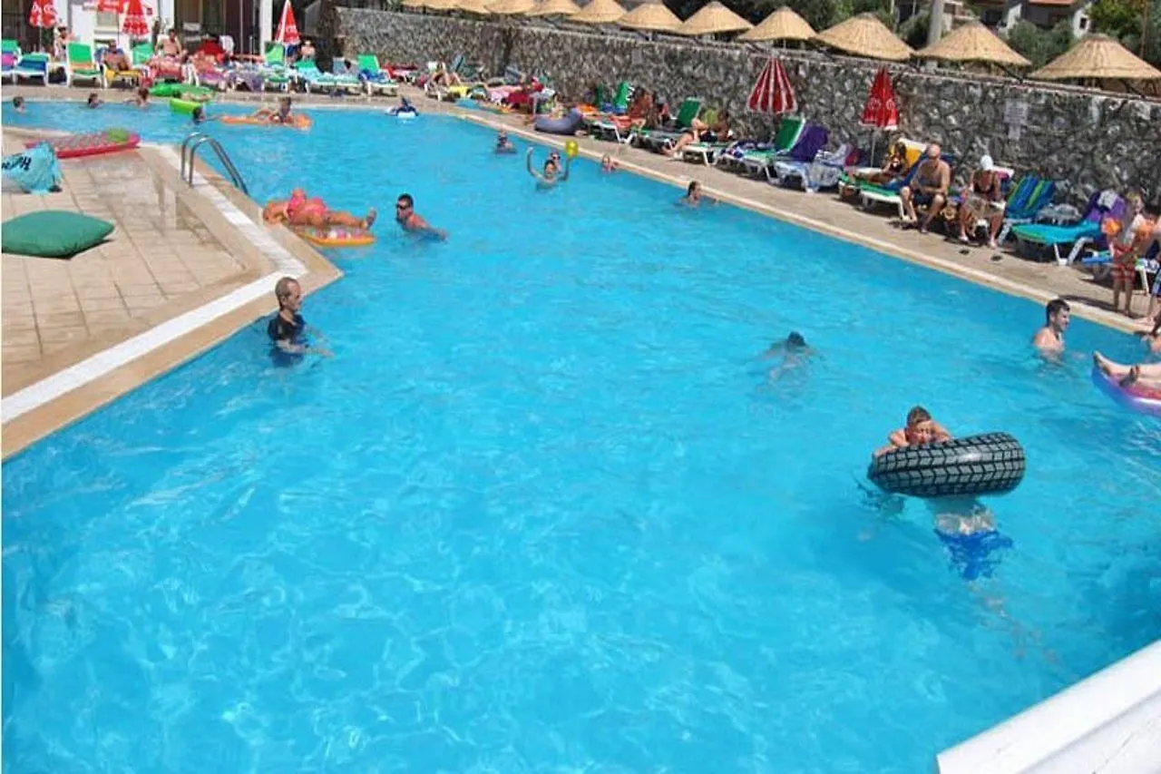 Club Ekinci Palace Icmeler Apartment