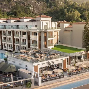 4* Отель The Ivy