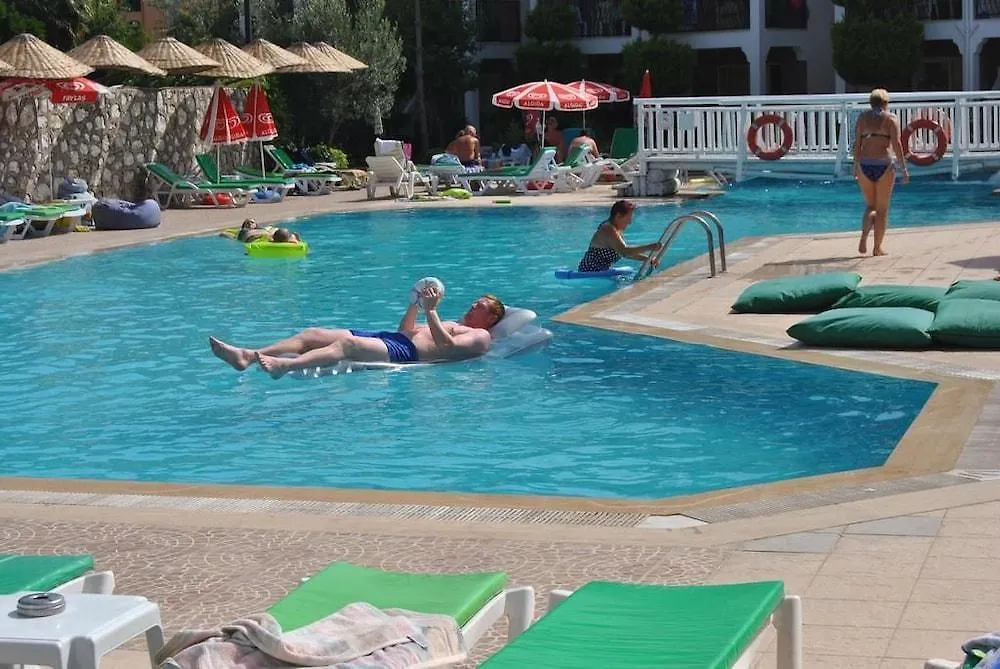 Apartment Club Ekinci Palace Icmeler