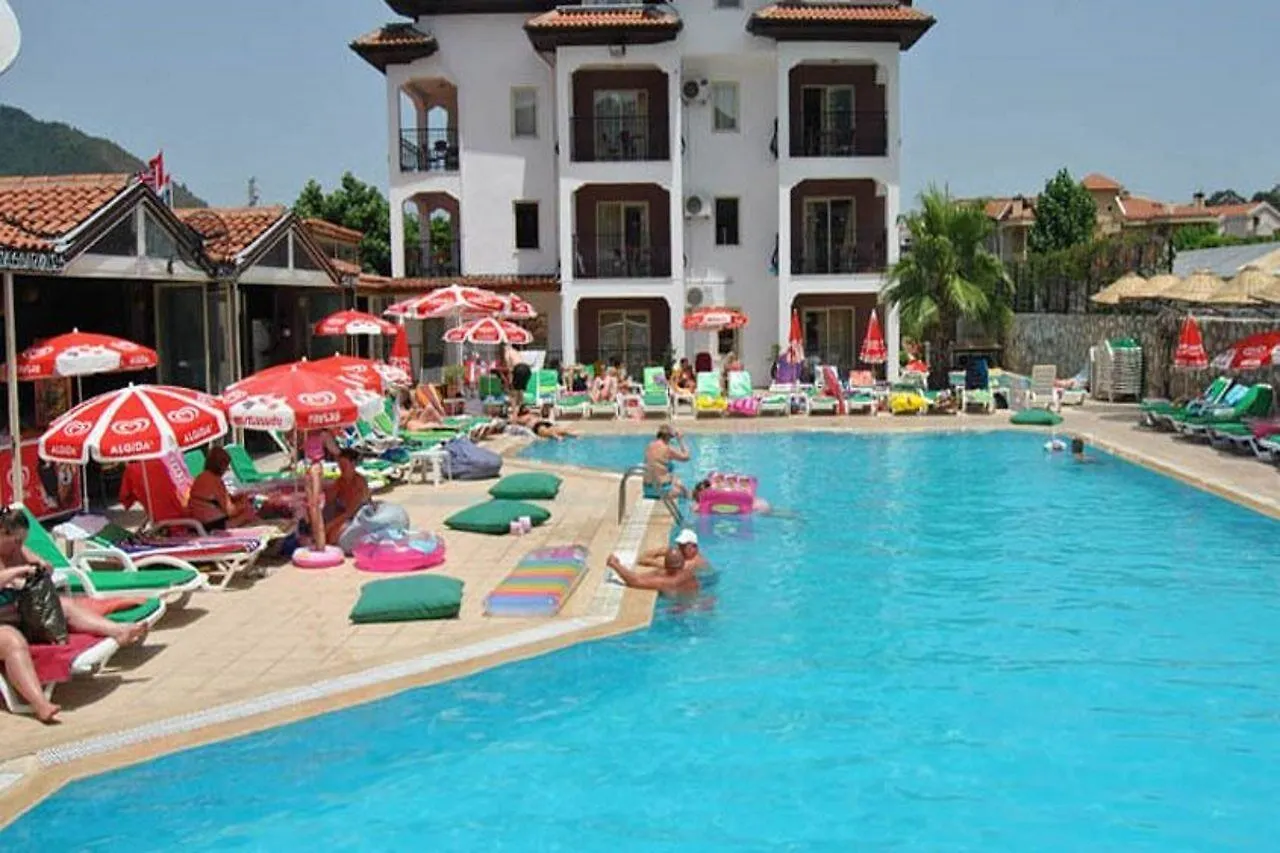 Apartment Club Ekinci Palace Icmeler Turkey